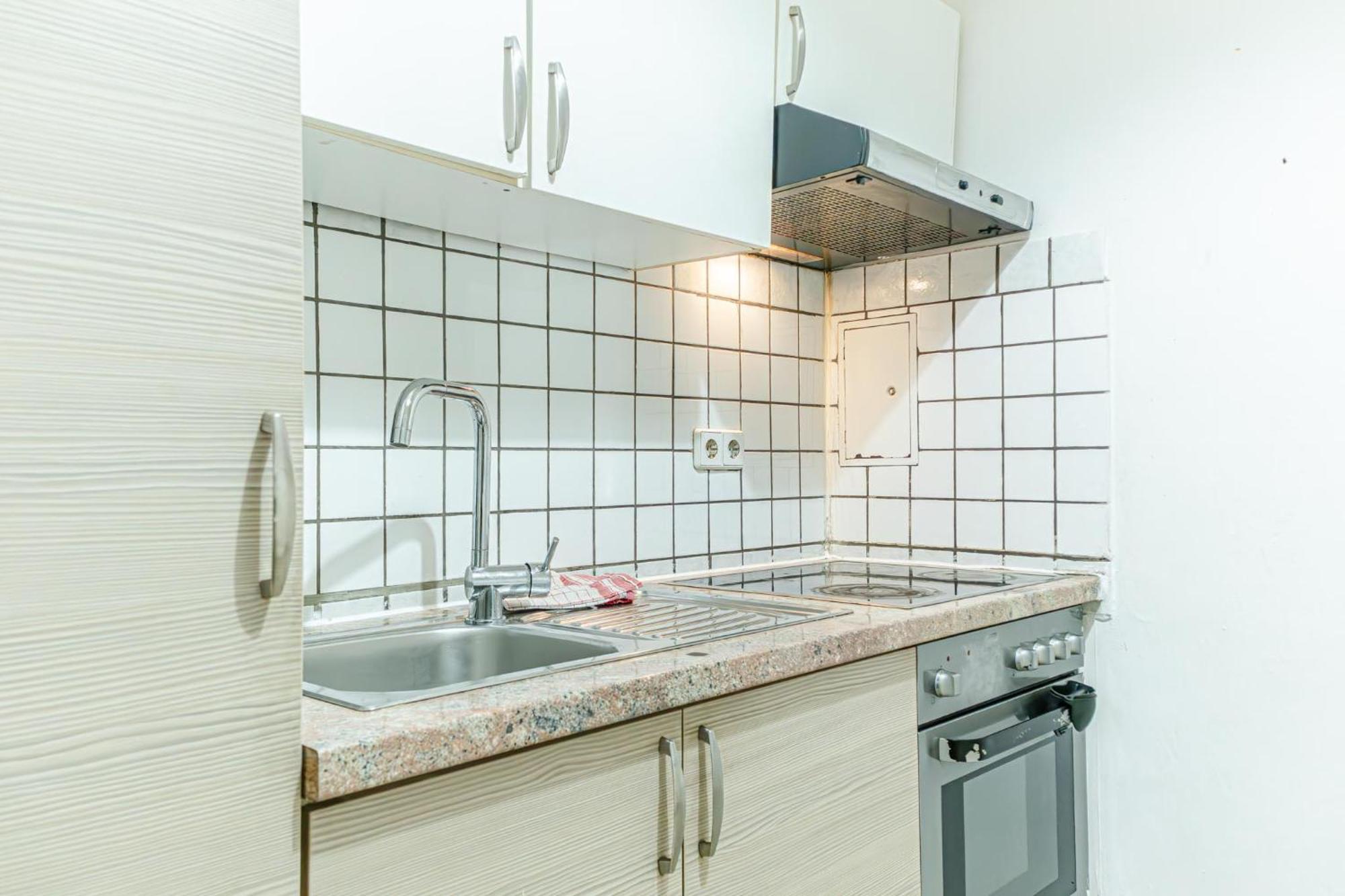 Amazing 2Br City Stay, Wiener Stadthalle מראה חיצוני תמונה