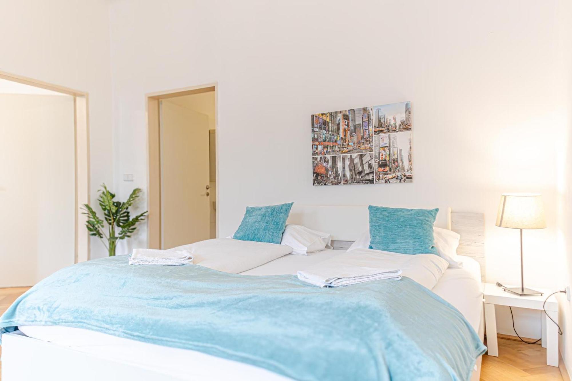 Amazing 2Br City Stay, Wiener Stadthalle מראה חיצוני תמונה